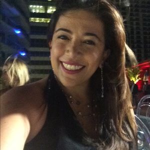 Meet your Posher, Isabel